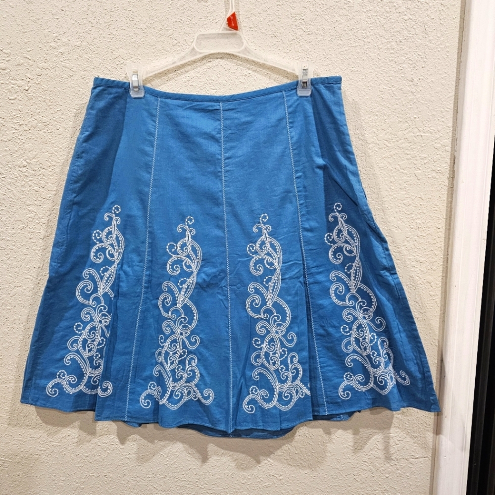 Ann Taylor Blue Embrordered A-Line Skirt